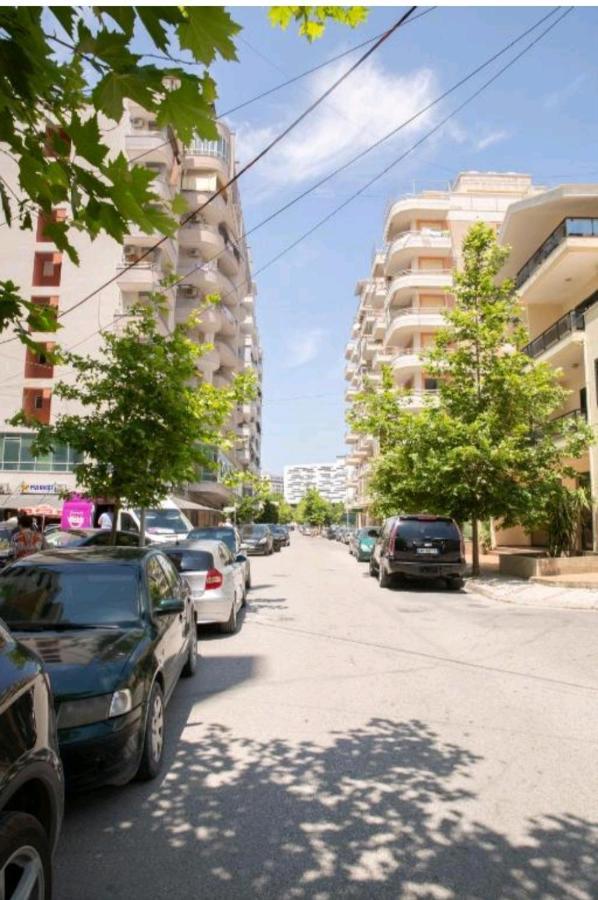 Sea View Apartment Влёра Экстерьер фото